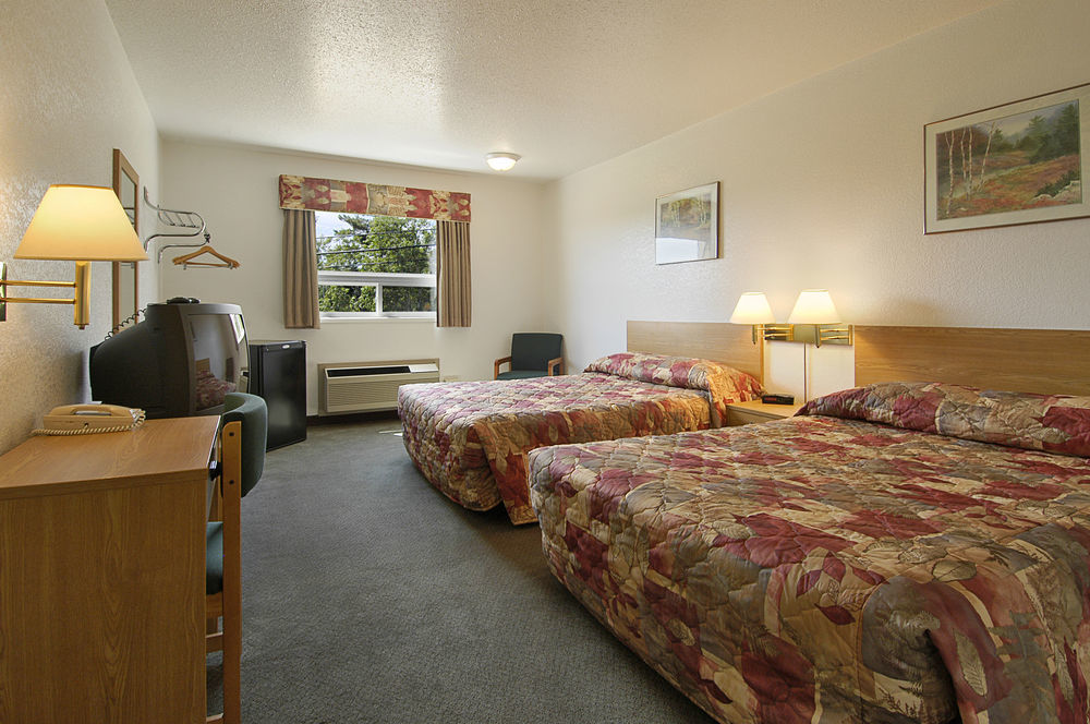 Super 8 By Wyndham Kenora Hotel Luaran gambar