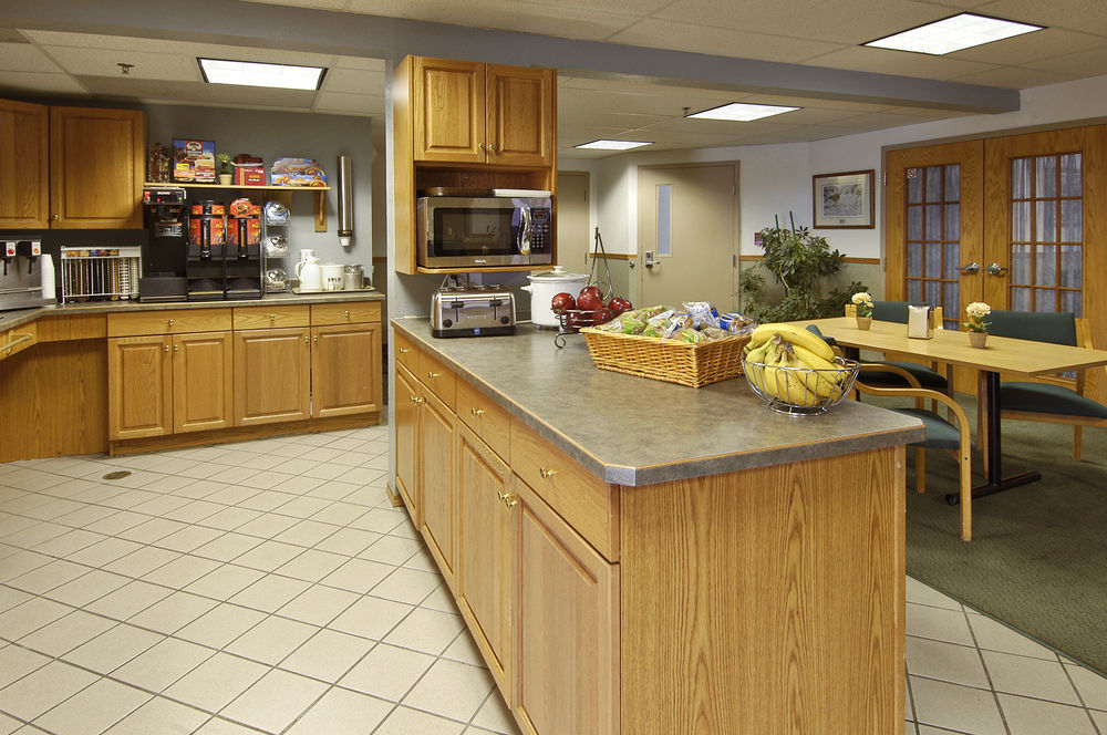 Super 8 By Wyndham Kenora Hotel Luaran gambar